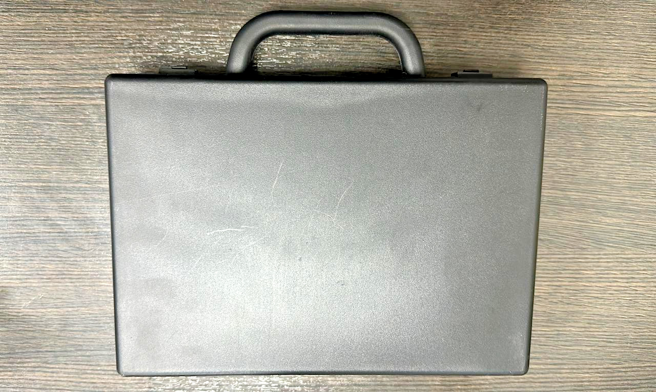 The Oyster Current Voltage Calibrator Inspected EXTECH 412355A Calibrator