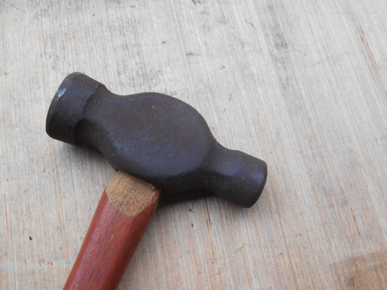 Blacksmith hammer, 2lbs 15oz.