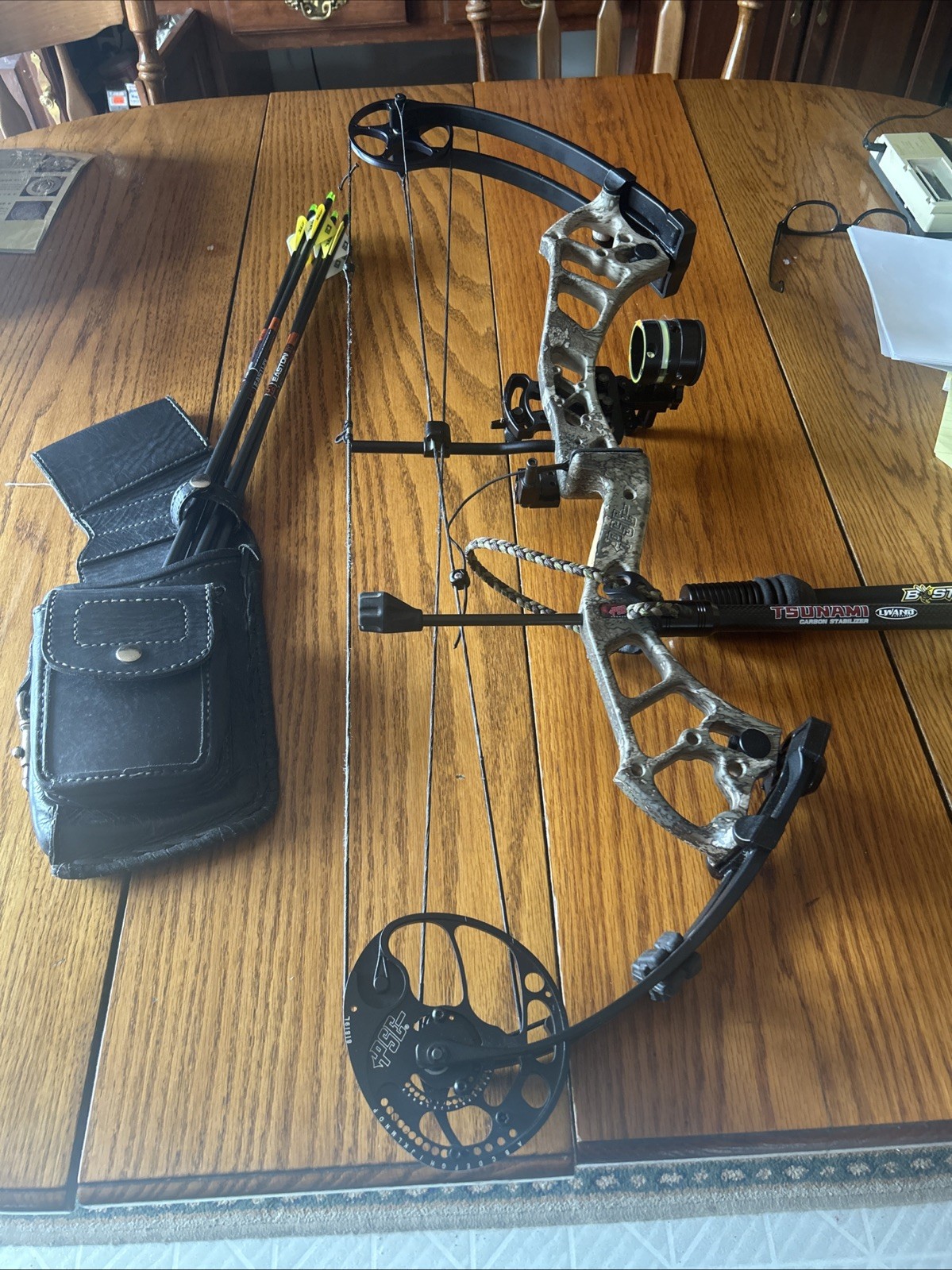 PSE Compound Bow Adjustable Draw And Poundage Complete Set Up Ready To Shoot