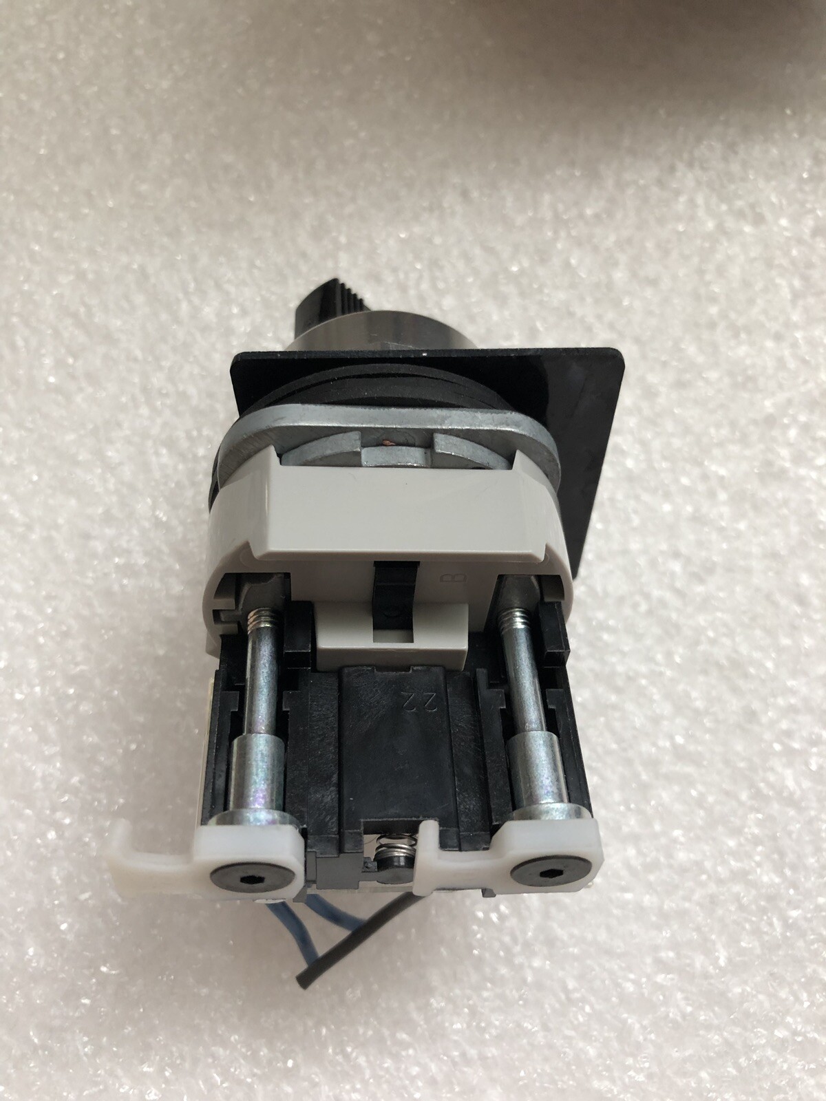 Allen Bradley Selector Switch 2 Position 800T-H2