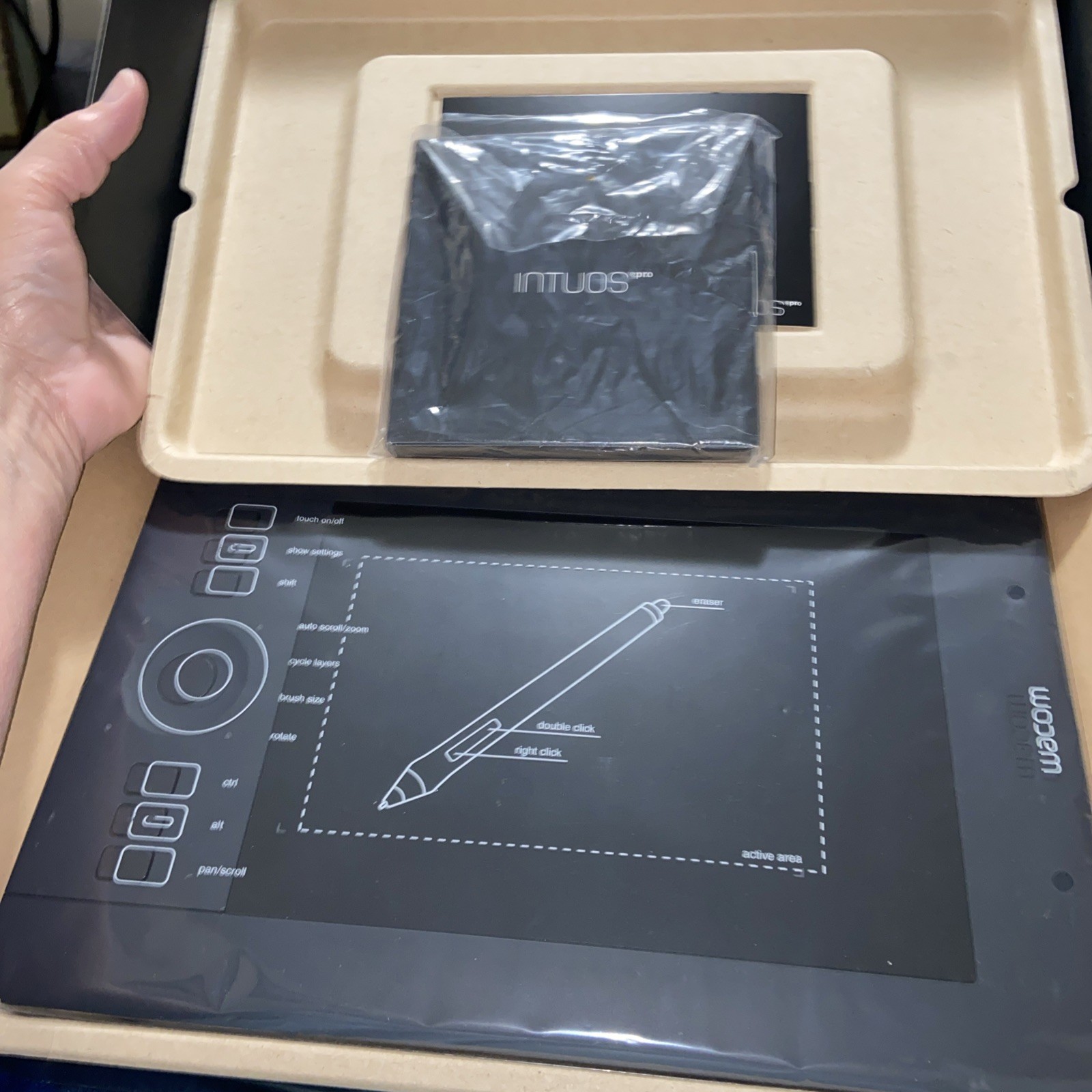 Wacom Intuos Pro Graphics Tablet