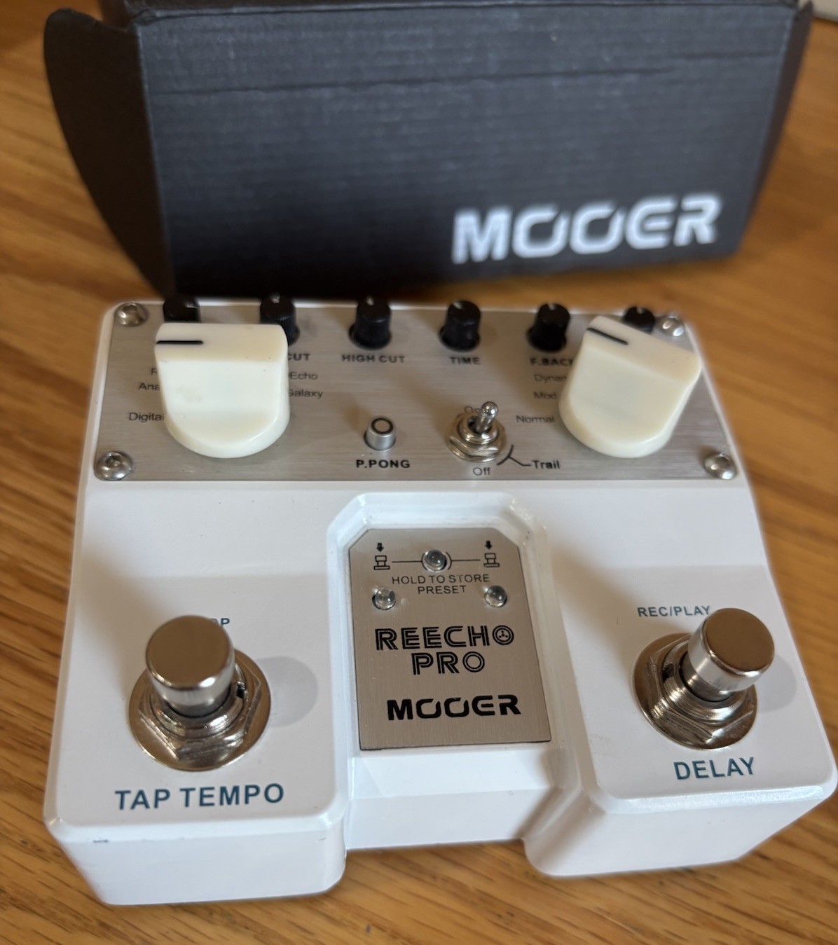 Mooer Audio Reecho Pro Digital Delay Guitar Effects Pedal / Stomp Box NEW