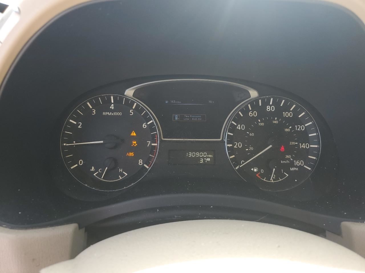 PATHFINDR 2014 Glove Box 4592585