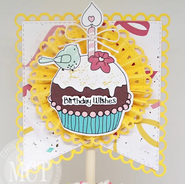 My Creative Time Pretty Scallop Rosette Die Set