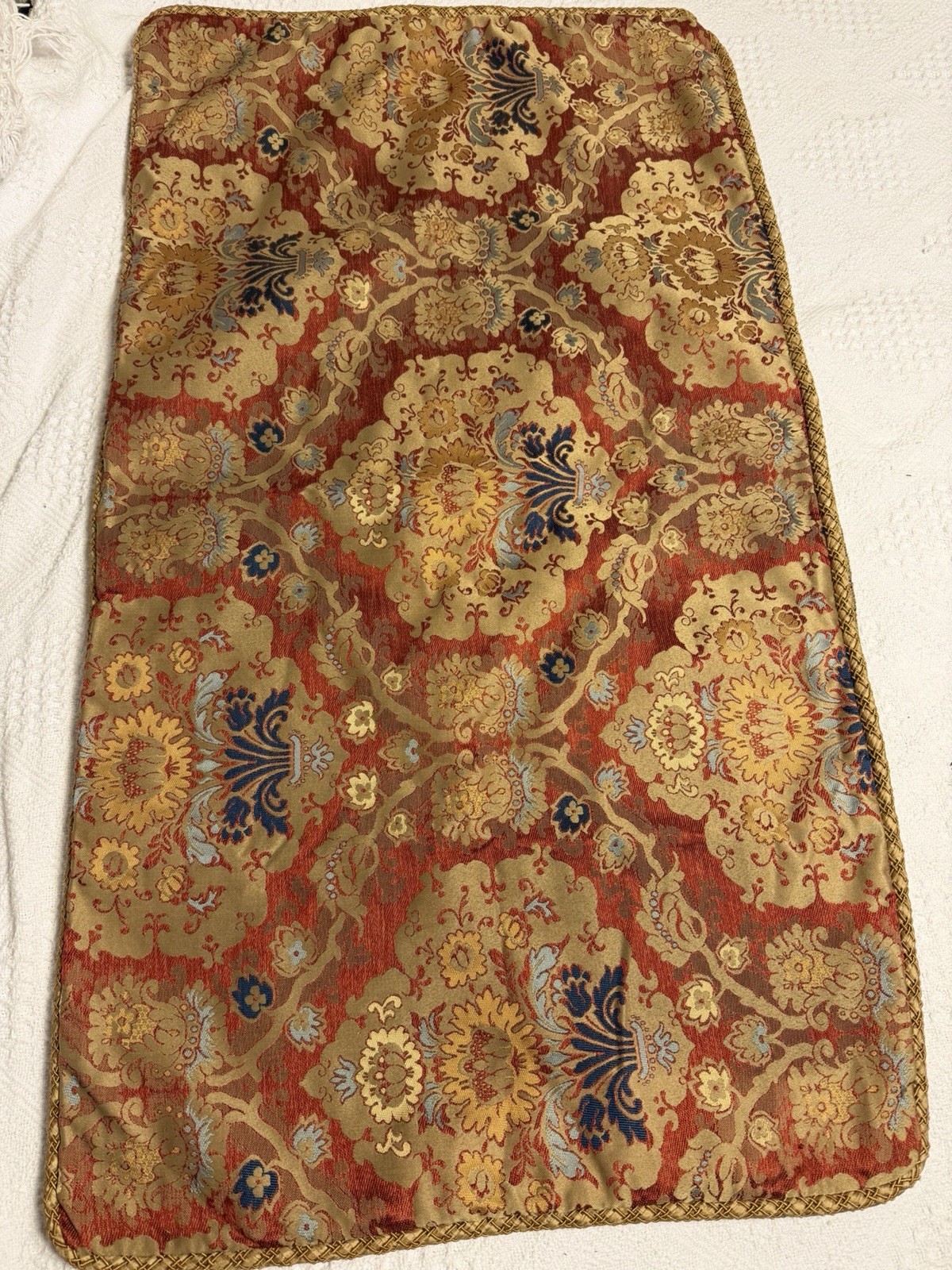 Waterford Linens “Olympia” King Size Pillow Shams 20x36” Damask Zip Set of 2