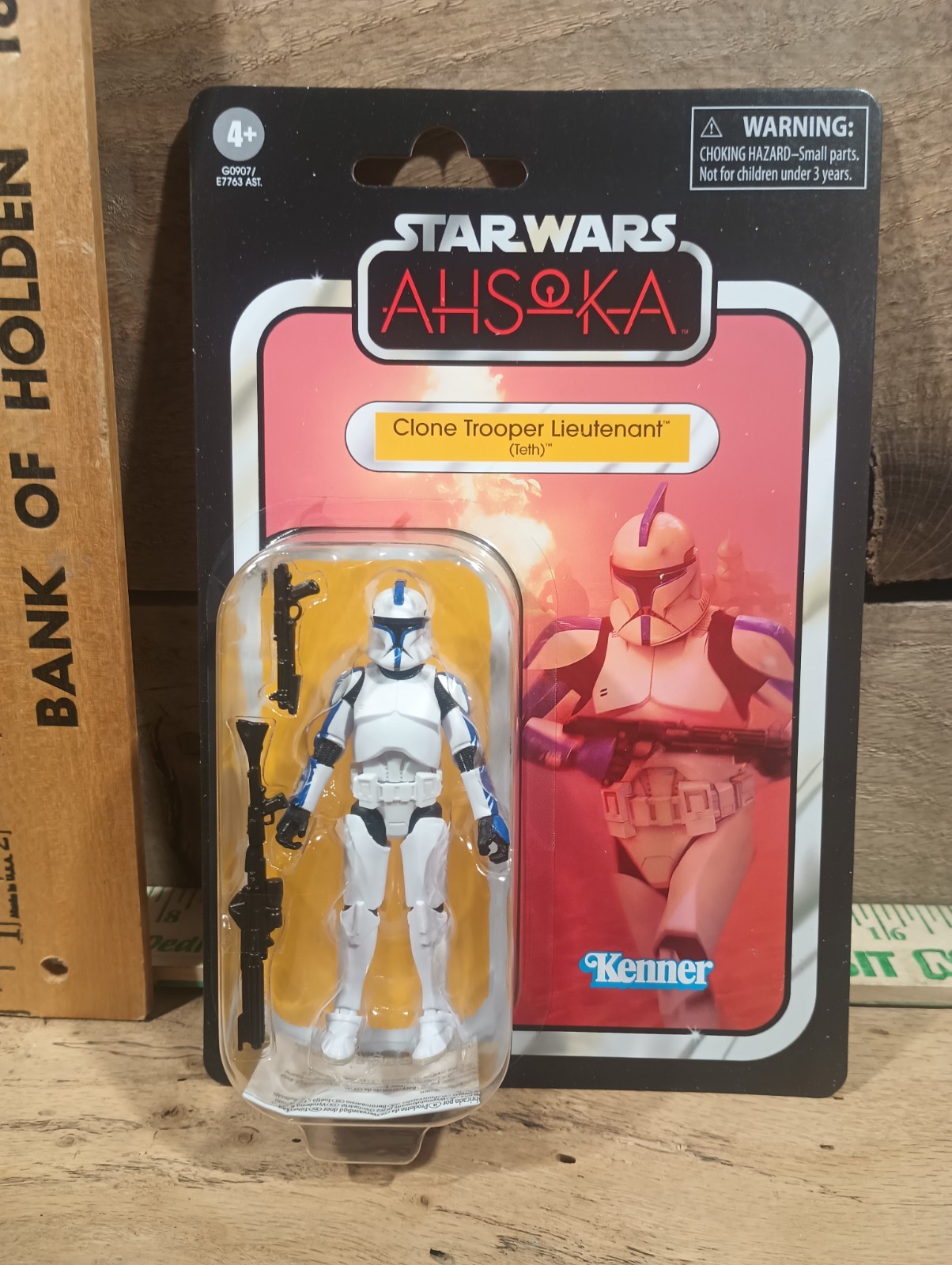Star Wars The Vintage Collection Clone Trooper Lieutenant (Teth) Action Figure