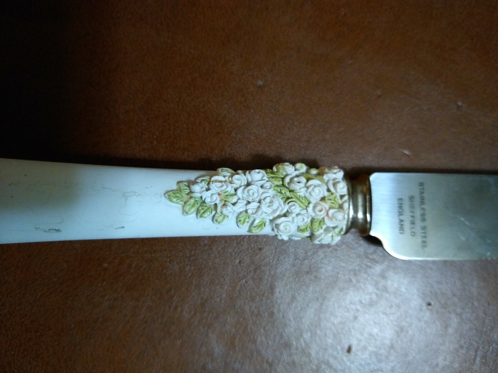 Brides Cake Knife Stainless Steel Sheffield England -- very sharp