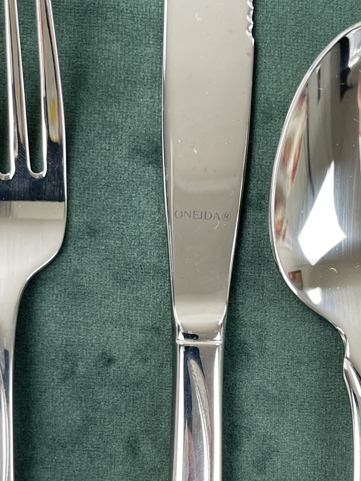 Oneida Stainless FLIGHT RELIANCE Flatware Place Setting Fork Spoon Knife 9-06