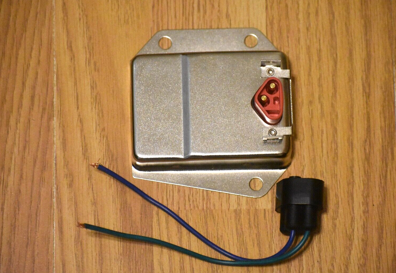 Voltage Regulator + Harness Barracuda Scamp Satellite Roadrunner Valiant Cordoba
