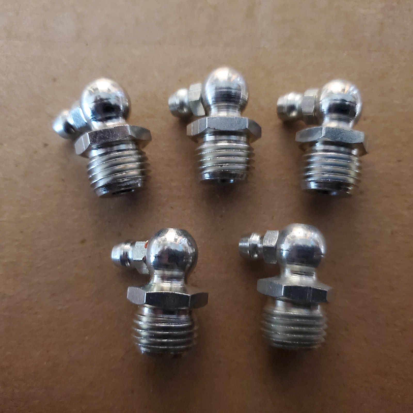 Grease Zerk 90° Fitting 1/4-18  5 Count