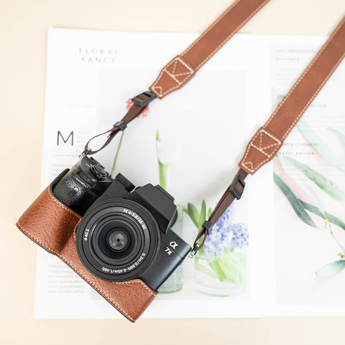 Camera Leather Bag Dock Case Base Cover For Sony a7II a7III a7m3 a7r3 a7r2 a7m2