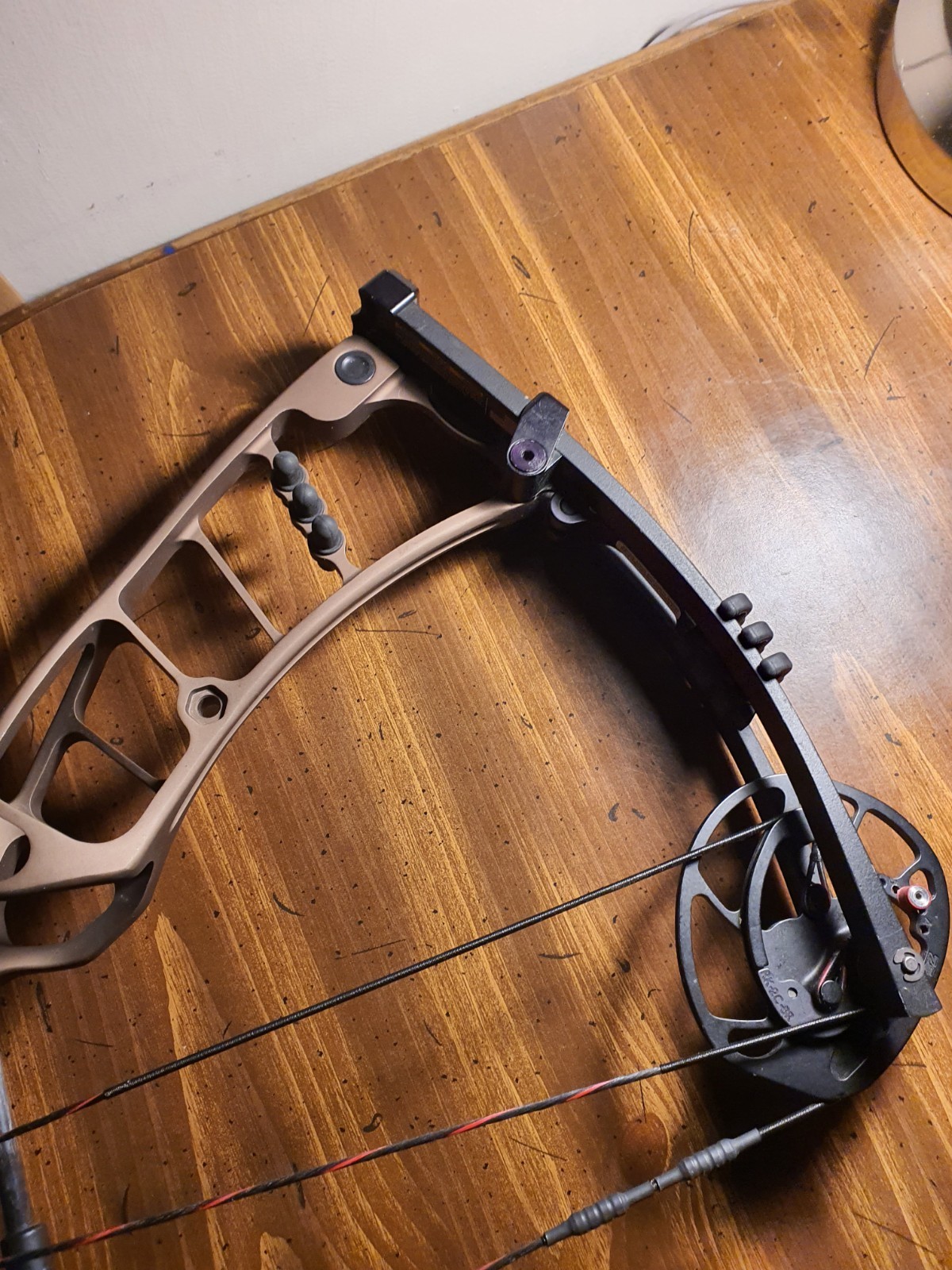 hoyt nitrum 34 #2 Cam 65lbs Harvest Brown