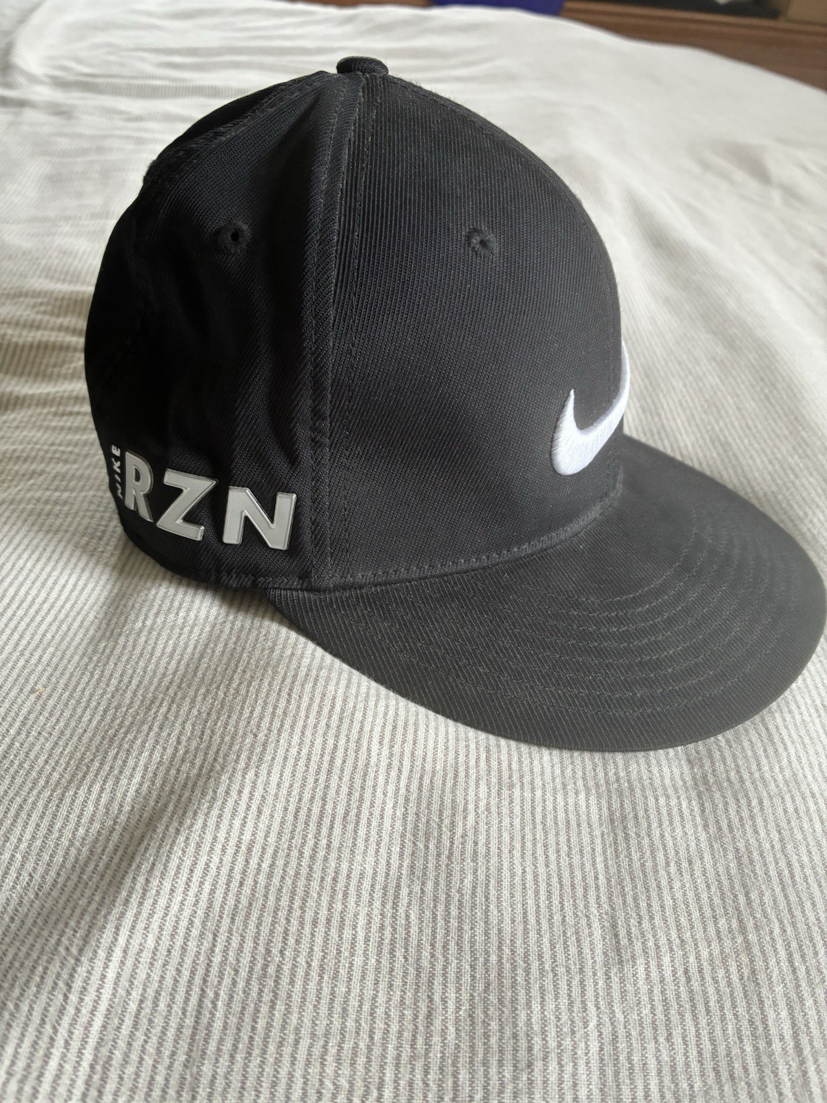 Nike RZN VRS Flex Fit Golf Hat