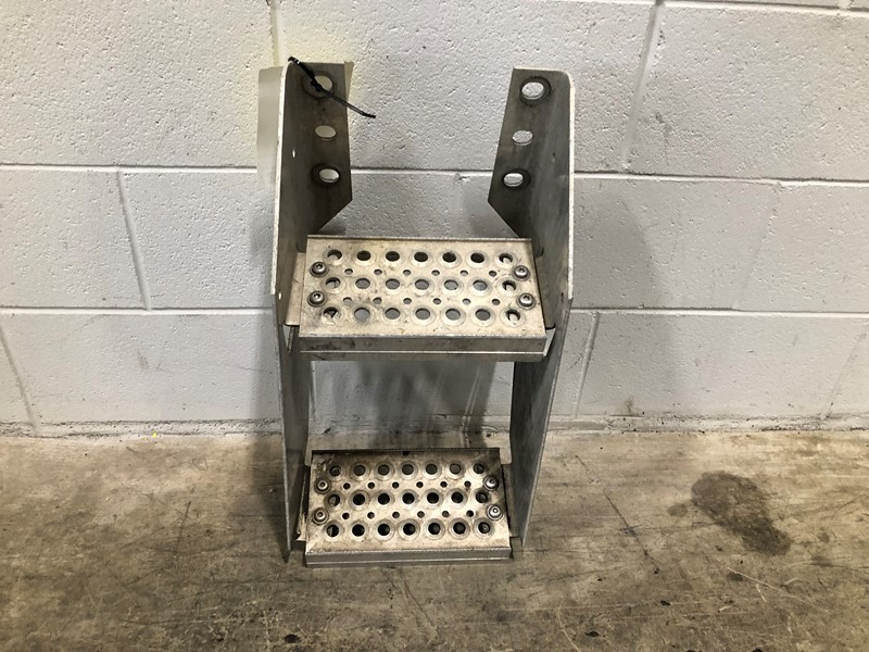 2012 Frame Step 3845109C91 for International Prostar (722-10108)
