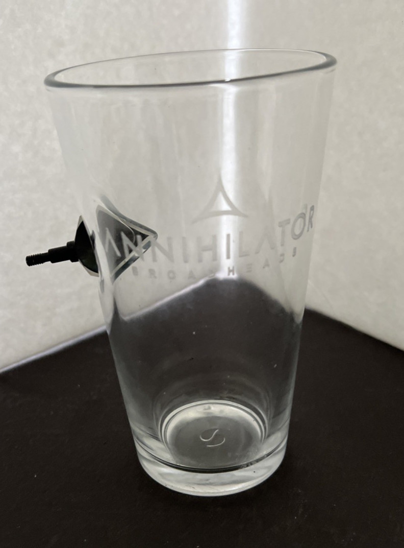 Annihilator Broadheads Pint Beer Drinking Glass with Arrowhead