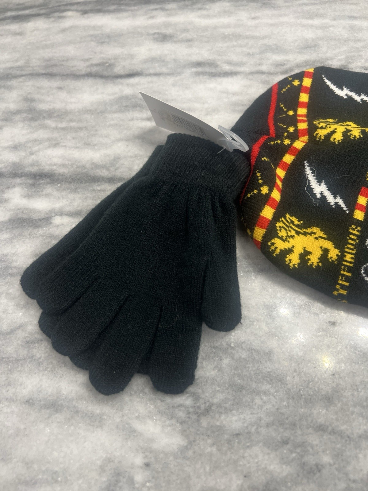 Harry Potter Kids Beanie/ Gloves NWT