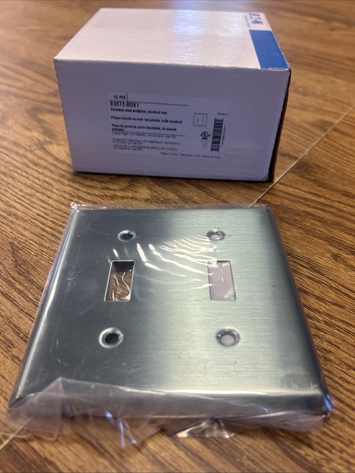 Lot Of 10 2 Gang Stainless Switch Plate Covers 93072 EATON Wiring Devices NEW