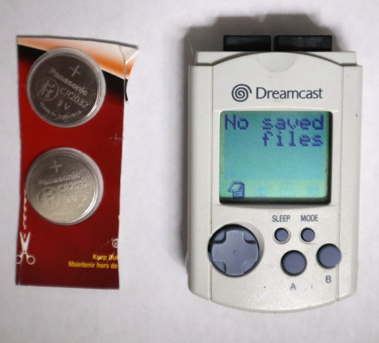 Sega Dreamcast Visual Memory Unit VMU HKT-7000 Card - LIGHT GRAY, TESTED Works