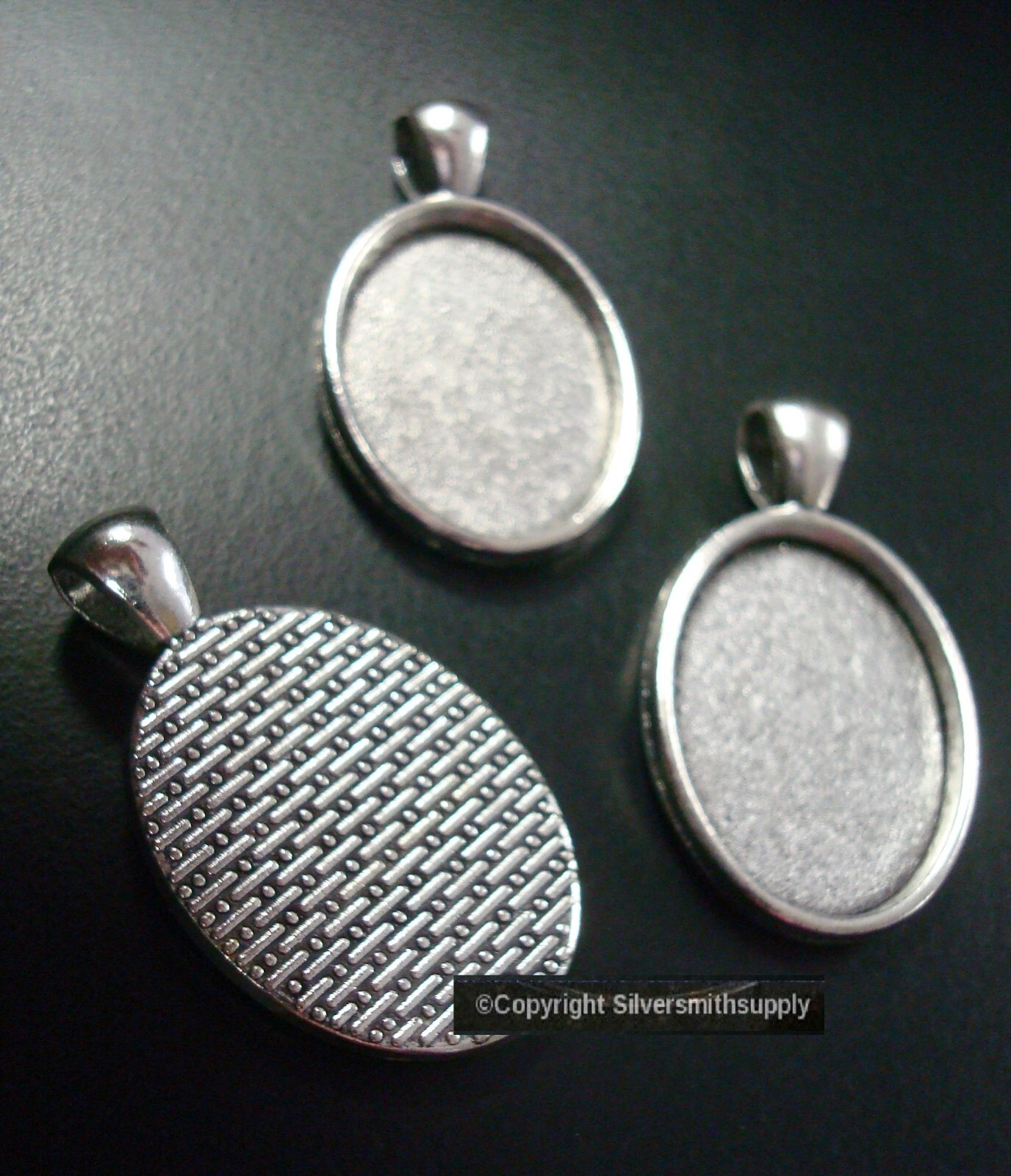 PENDANT FRAMES Antique silver plated holds 18X25mm cabochon 3PCS FPP001