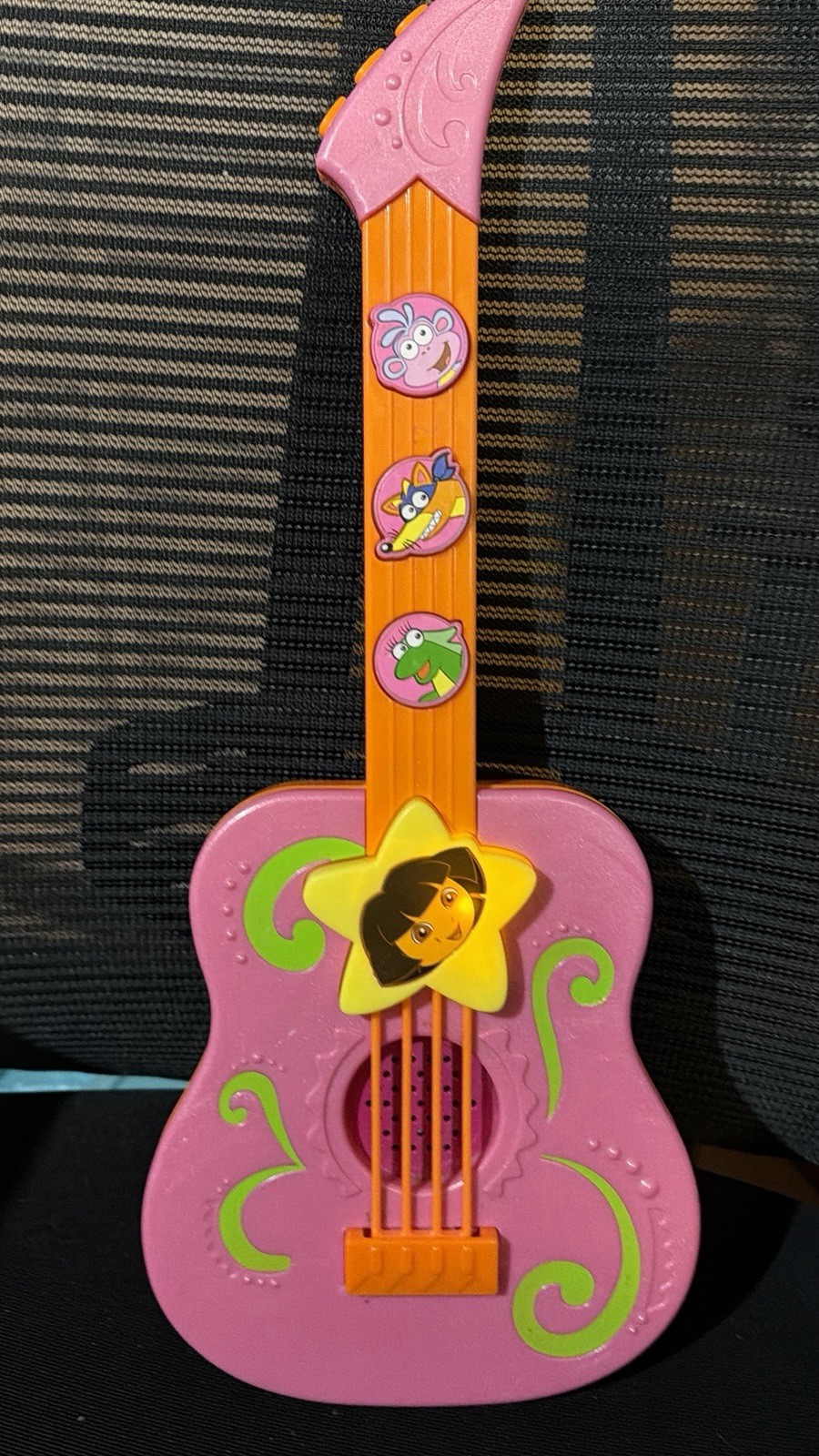 Dora the Explorer 2009 Toy Guitar Tested and Works