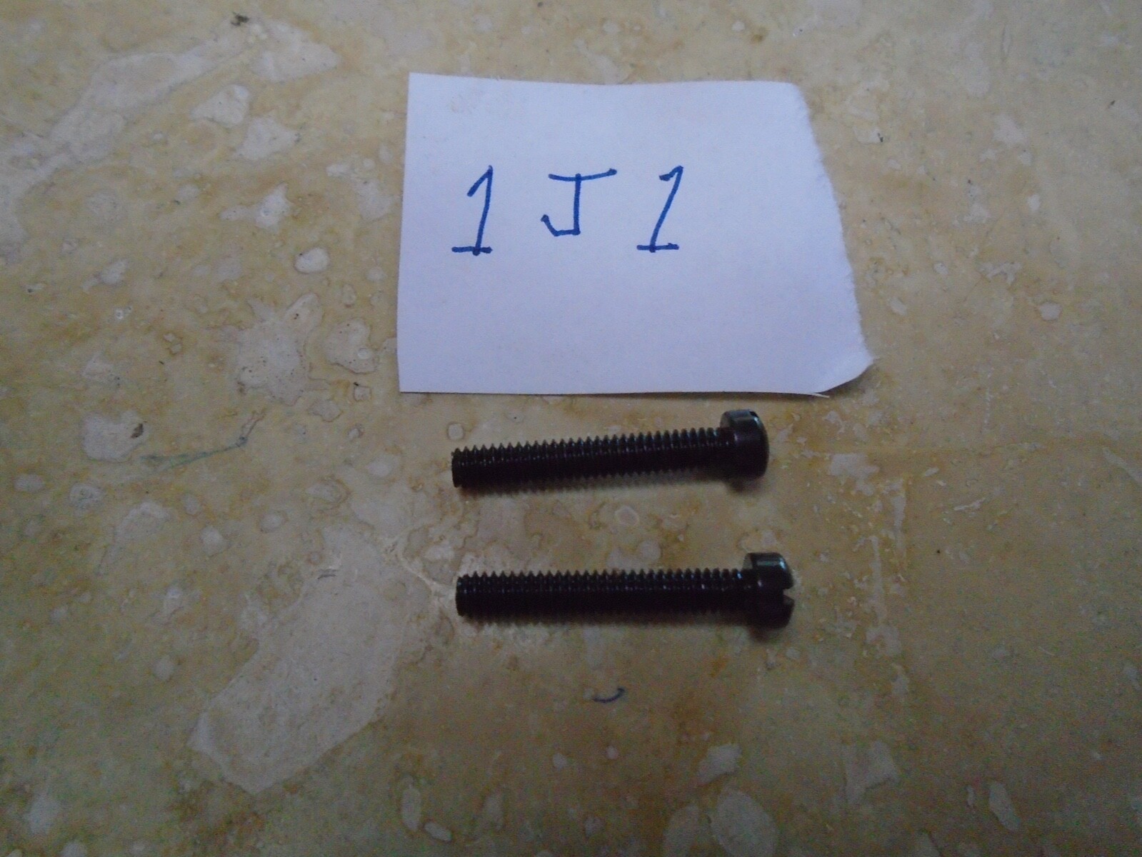 Lyman Handle Screws For a Cast Bullet Mold & Fits Ideal - Set of 2