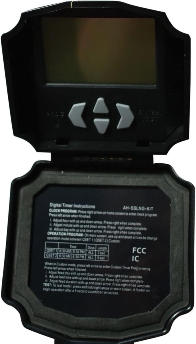 Digital weatherproof deer feeder kit with integrated solar panel