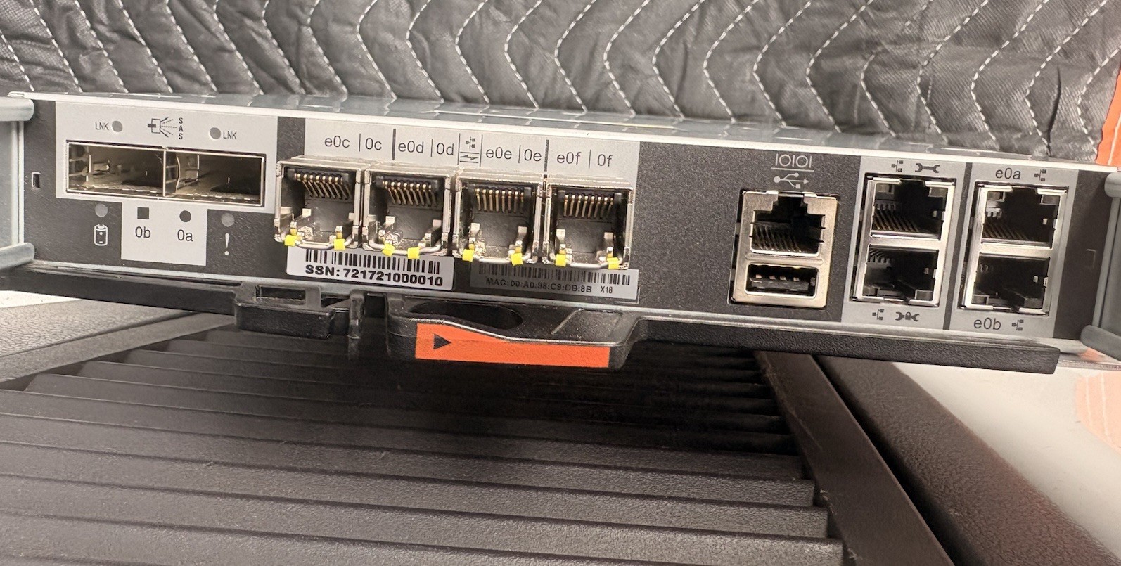 NetApp 111-01324+F1 FAS Controller Storage Module