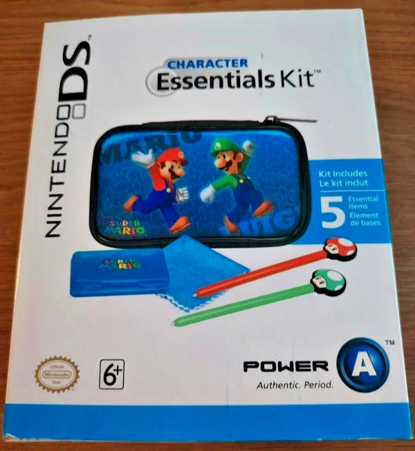 SUPER MARIO Character Essentials Kit Case Card Cloth Stylus NINTENDO DS SEALED