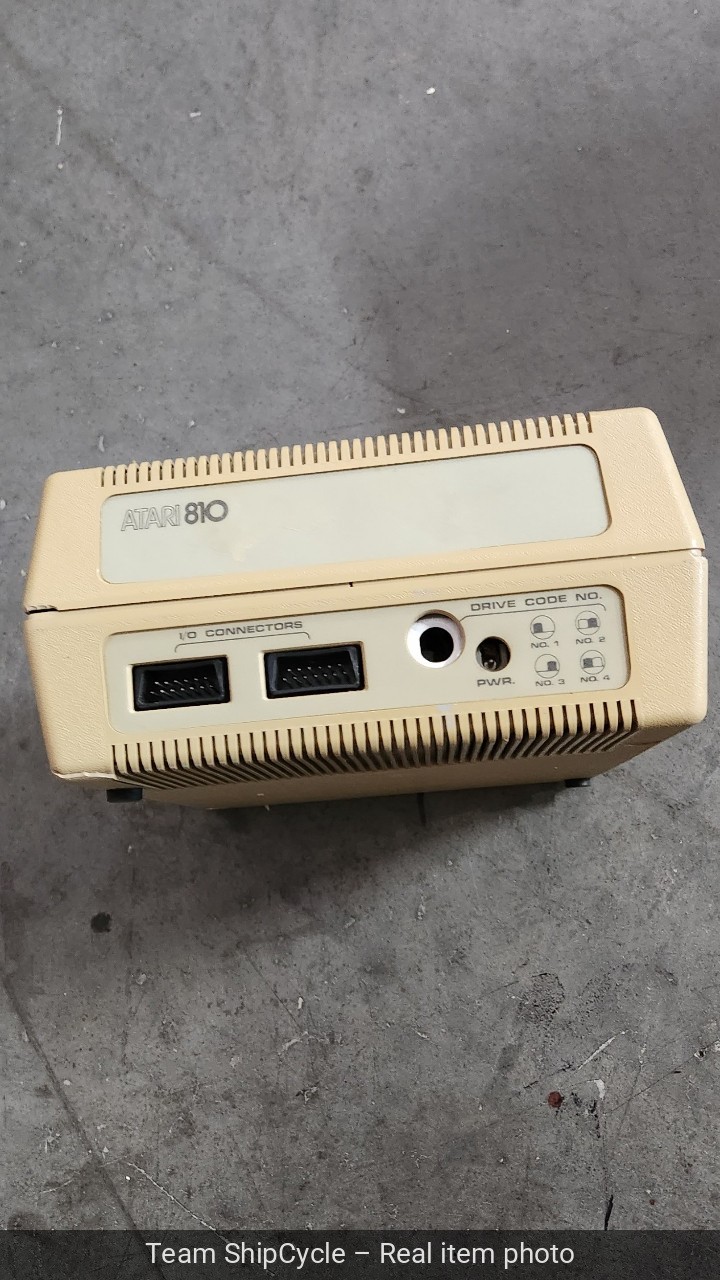 DEFECTIVE Atari 810 Vintage Computer Disk Drive powers on Unit Only Boo G3D