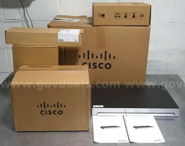 NEW Cisco TelePresence CTS-SX80-IP60-K9 Video Conferencing Kit