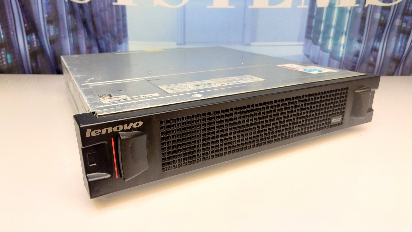 Lenovo 6411 HC1 s2200 SAS chassis 2x PSU Dual Raid "00wc070 Rev B  NO HDD 8x2.5