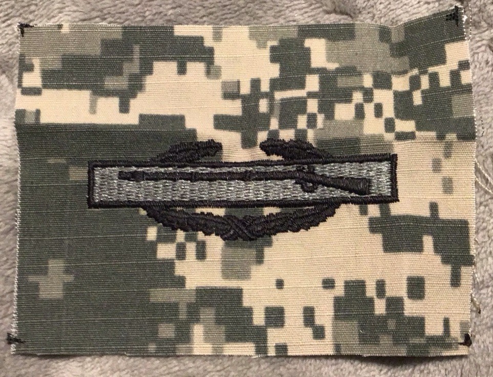 US Army Combat Infantryman Badge Insignia Universal Camouflage Pattern Patch