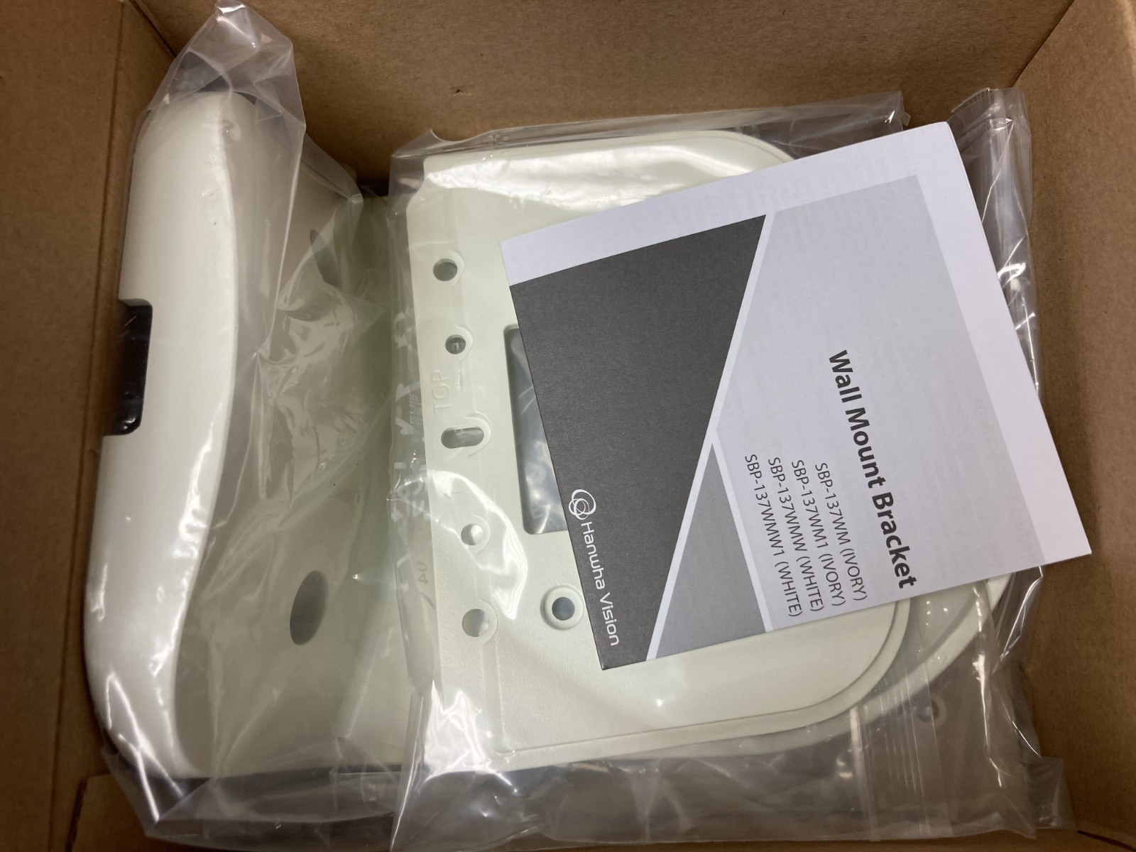 Hanwha Techwin SBP-137WM1 Wall Mount White New