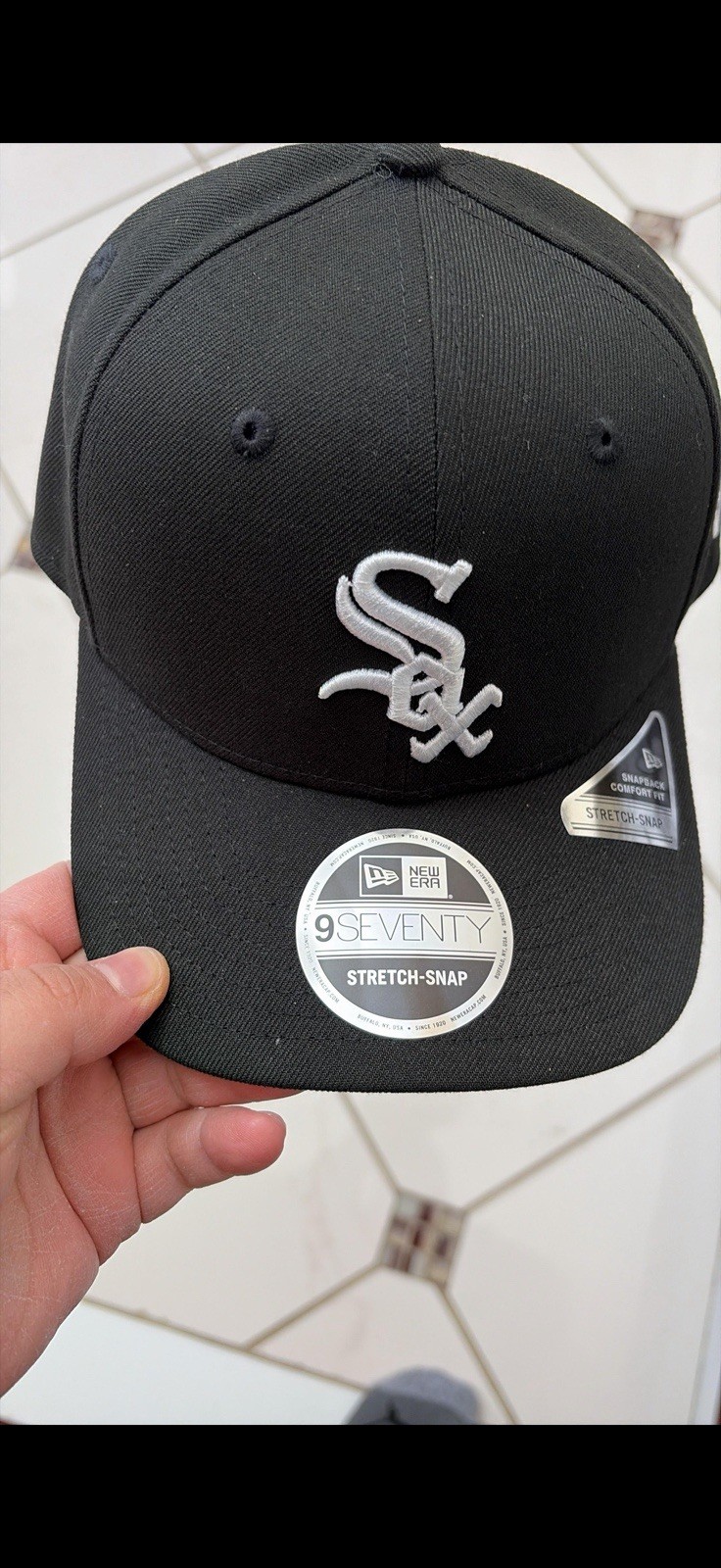 New Era Unisex MLB CHICAGO WHITE SOX SS 9Seventy Snapback Hat STRETCH BLACK Grey