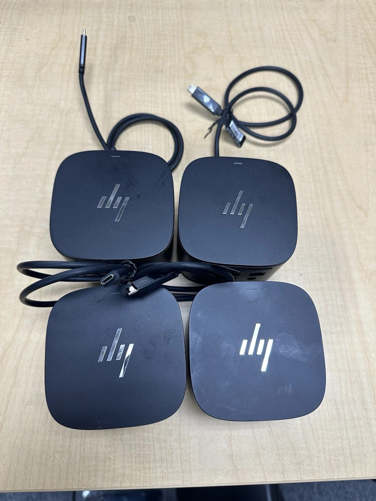 LOT OF 4 HP THUNDERBOLTS HSN-IX01 120W G2 DOCKING STATION (NO ADAPTERS)