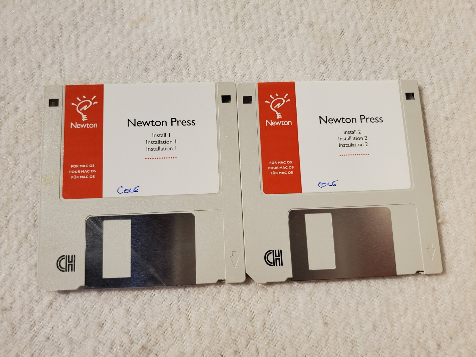 Vtg 1995 Apple Macintosh Newton PDA ~ Press v1.0 3.5" Floppy Disks
