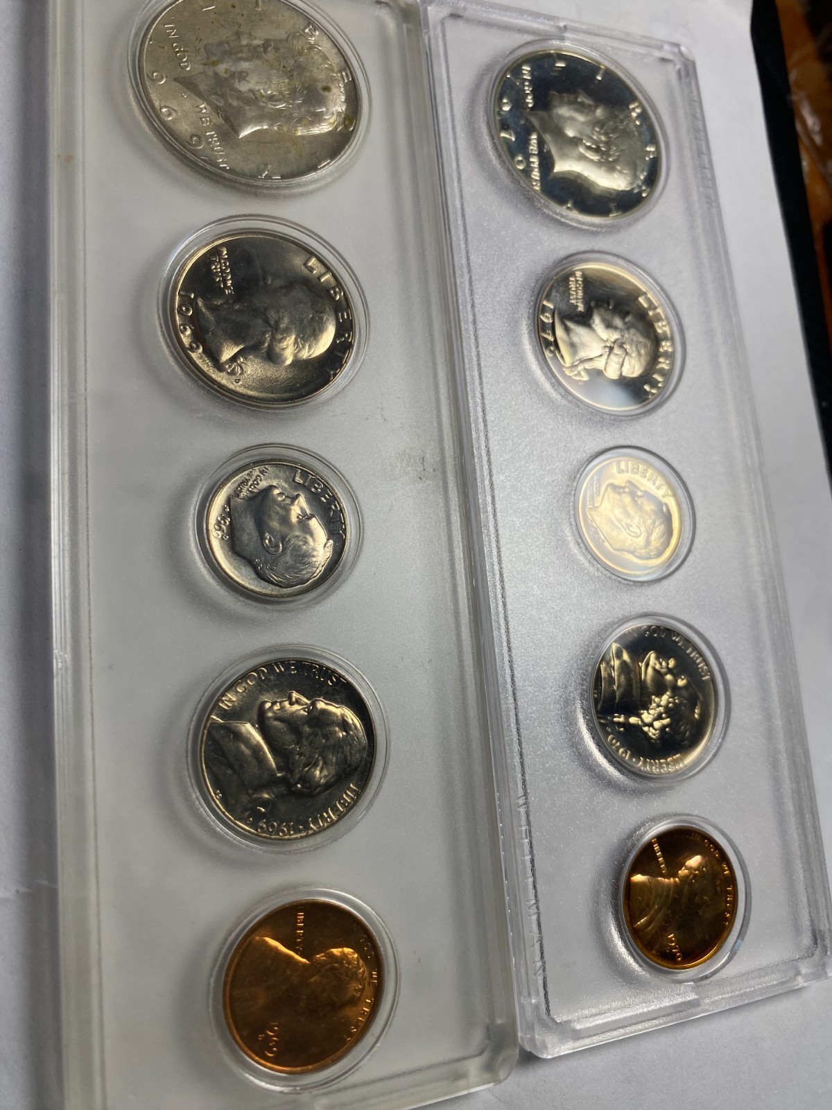 USA 40% silver coin set of 5 == 1969 and  1970 UNCIRCULATED