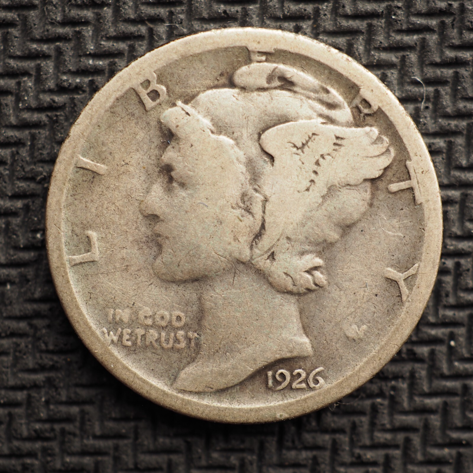 1926 **S**   MERCURY HEAD  SILVER  DIME *(NICE COIN)*   FREE SHIPPING  X9504