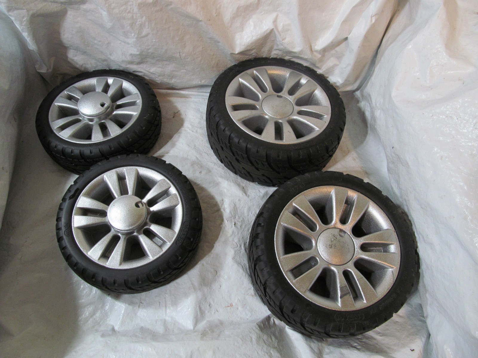 Wheels & Tires from Golden Buzzaround Carry-On GB120 Mobility Scooter