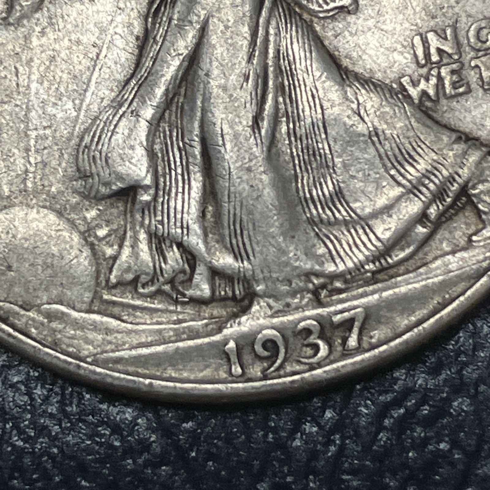 1937 50C Walking Liberty Half Dollar