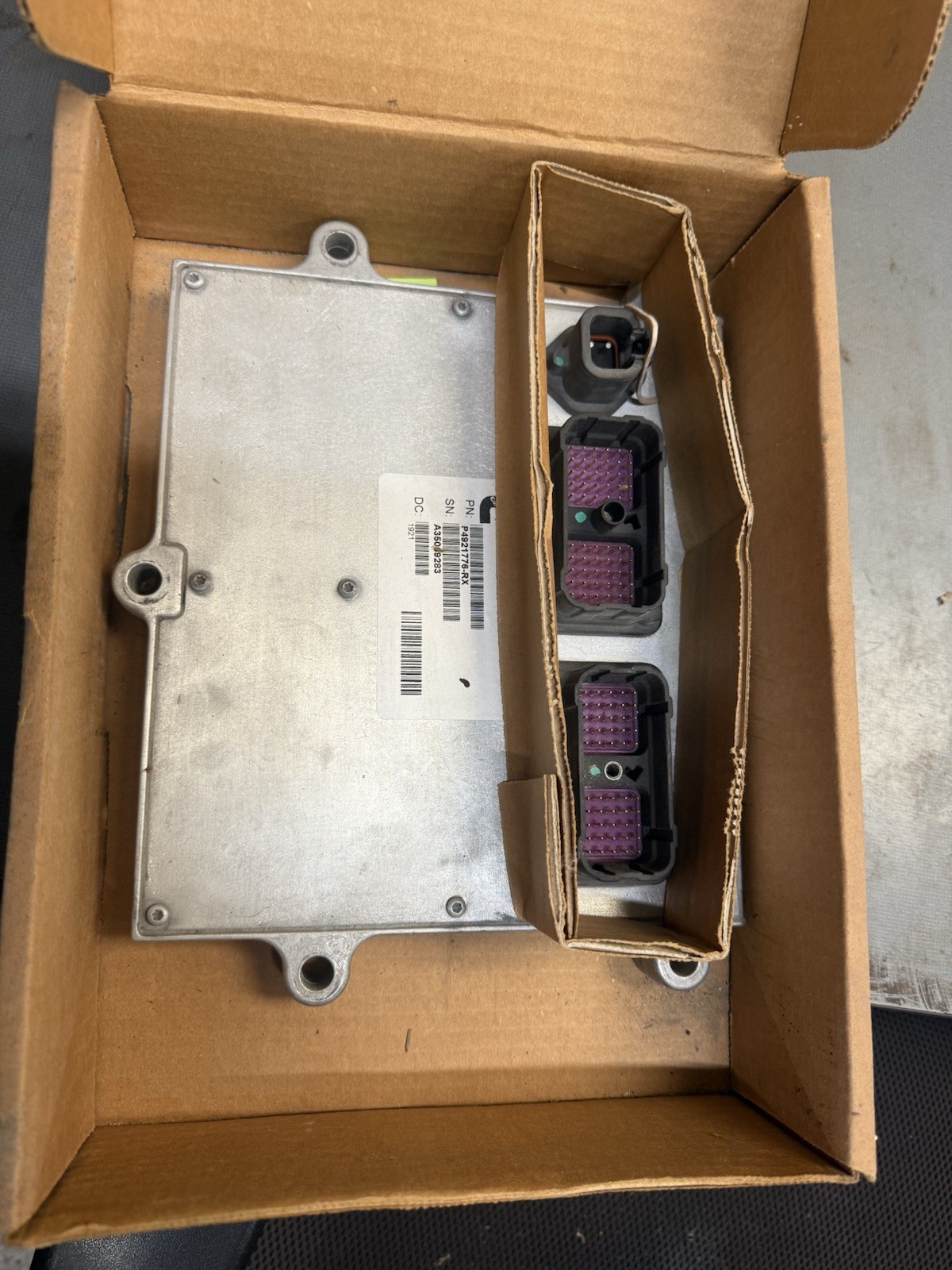 (ECM) primarily used for 6.7L ISB and QSB diesel engines