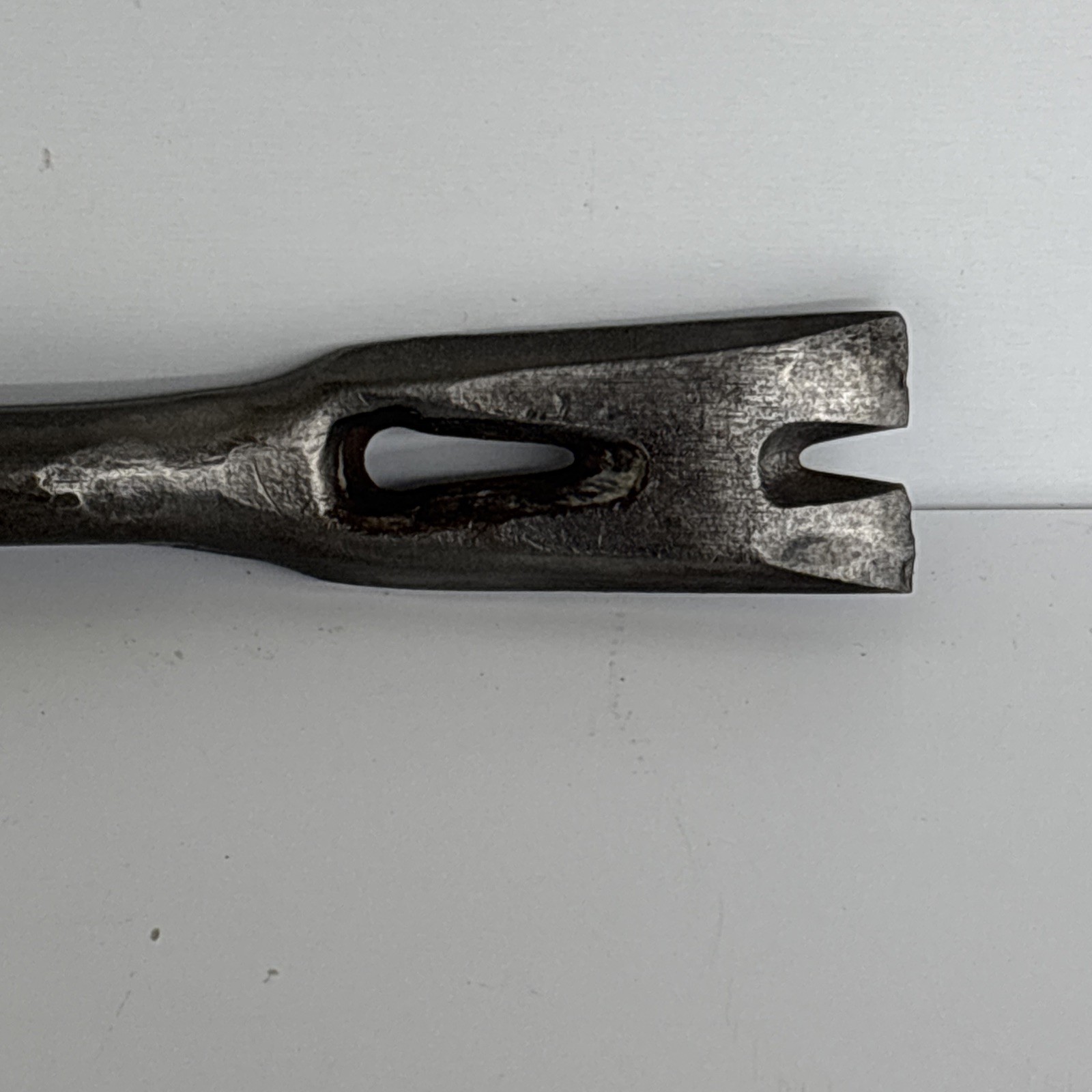 Vintage 10” Solid Steel Pry Bar Nail Puller Wrecking Tool