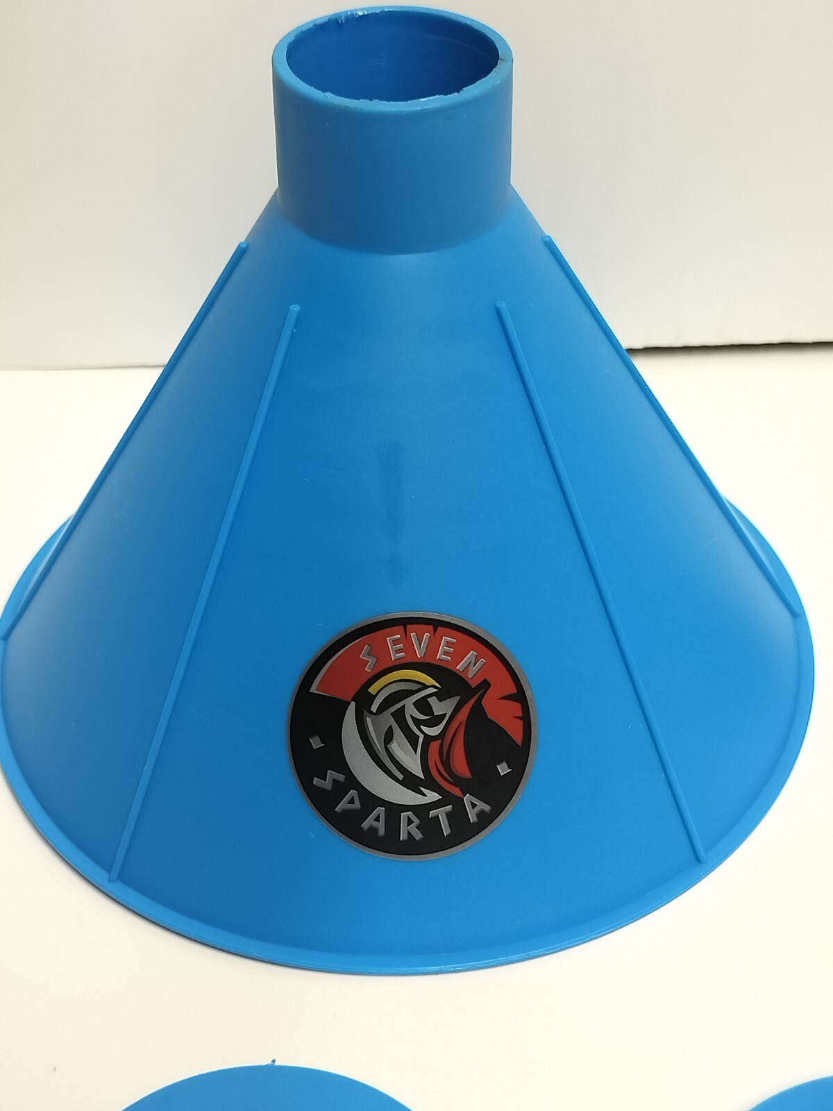 Car Windshield Magic Ice Scraper Tool Cone Shaped Outdoor Funnel Remover Snow