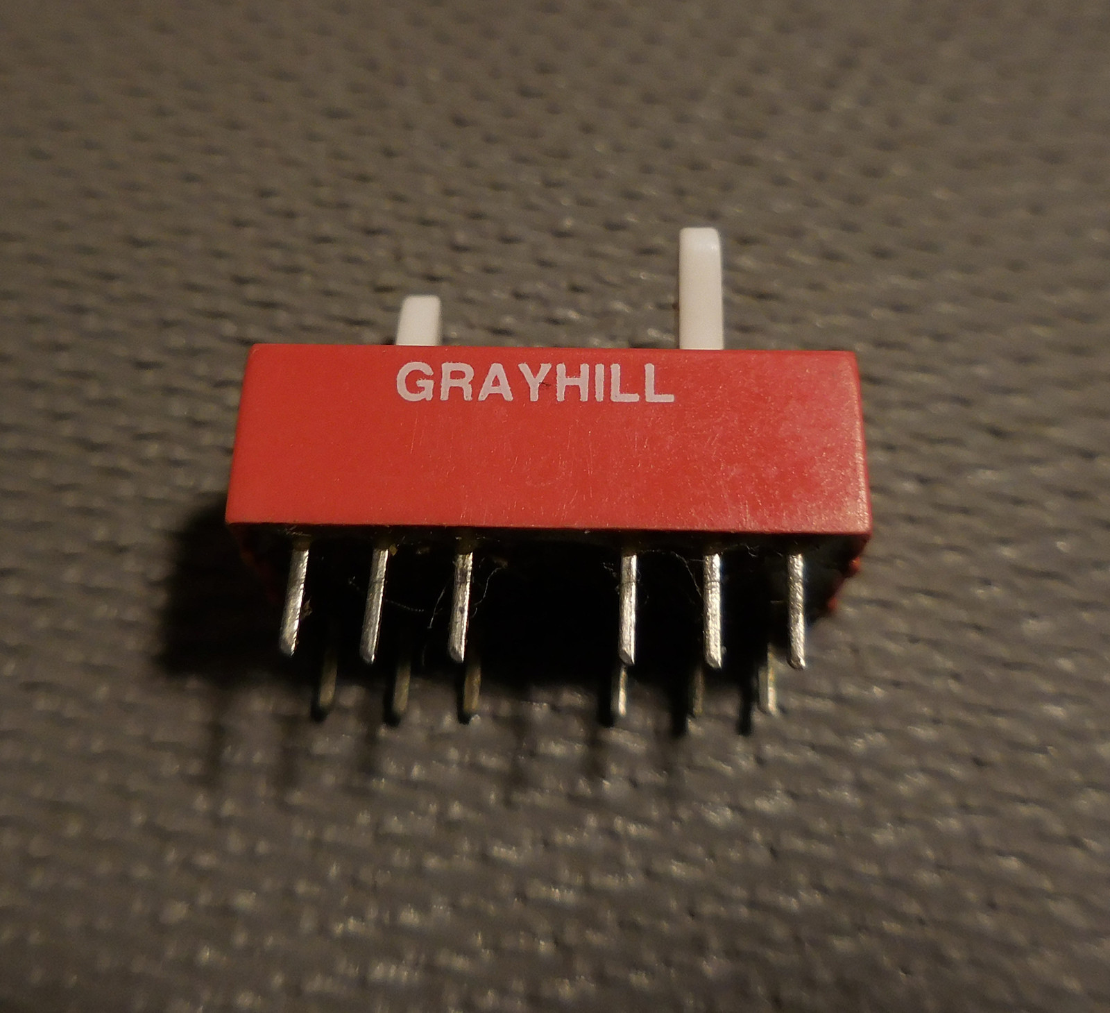 Grayhill Toggle Dual DPDT DIP Switch 2 Double Pole Double Throw Switches 10 Pcs