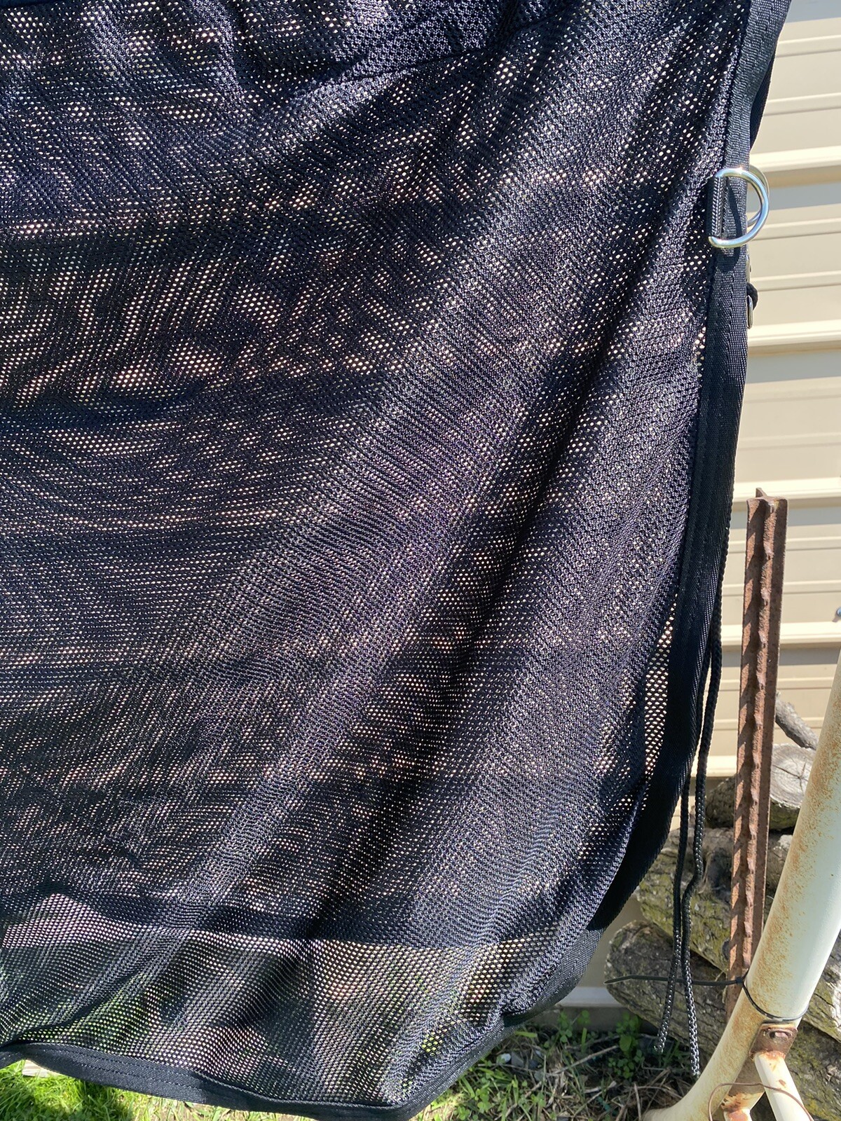 90" EOUS black mesh / fleece combo cooler sheet w/quick-grip front closure
