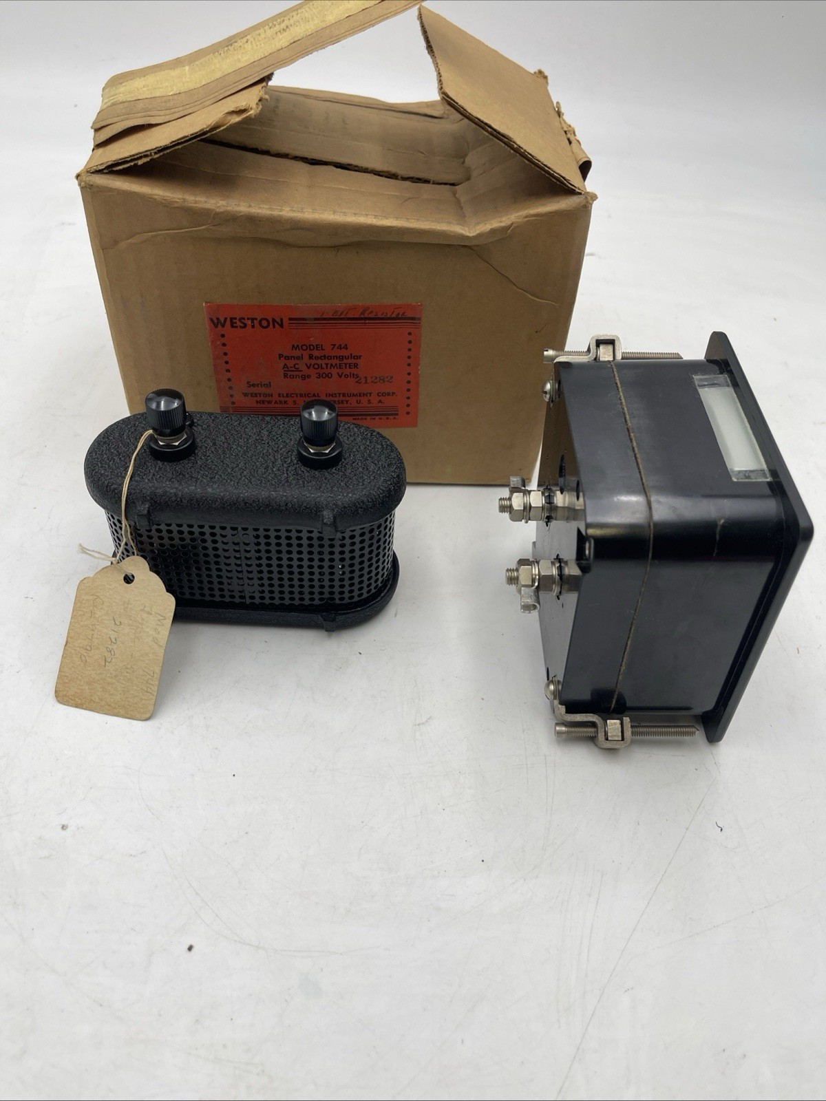 Antique Weston Model 744 Panel Rectangular A-C Voltmeter Range 300 Volts-21282!!