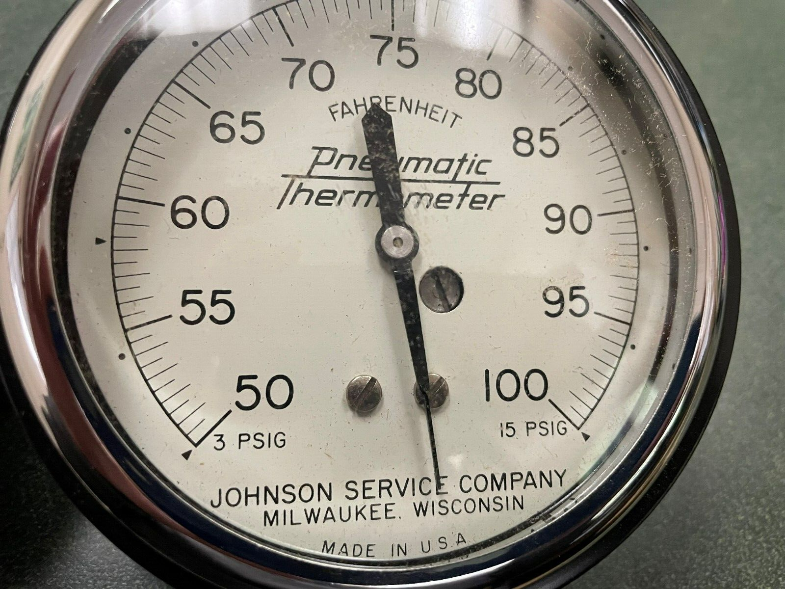JOHNSON SERVICE CO. 3-1/2" PNEUMATIC THERMOMETER (NOS)