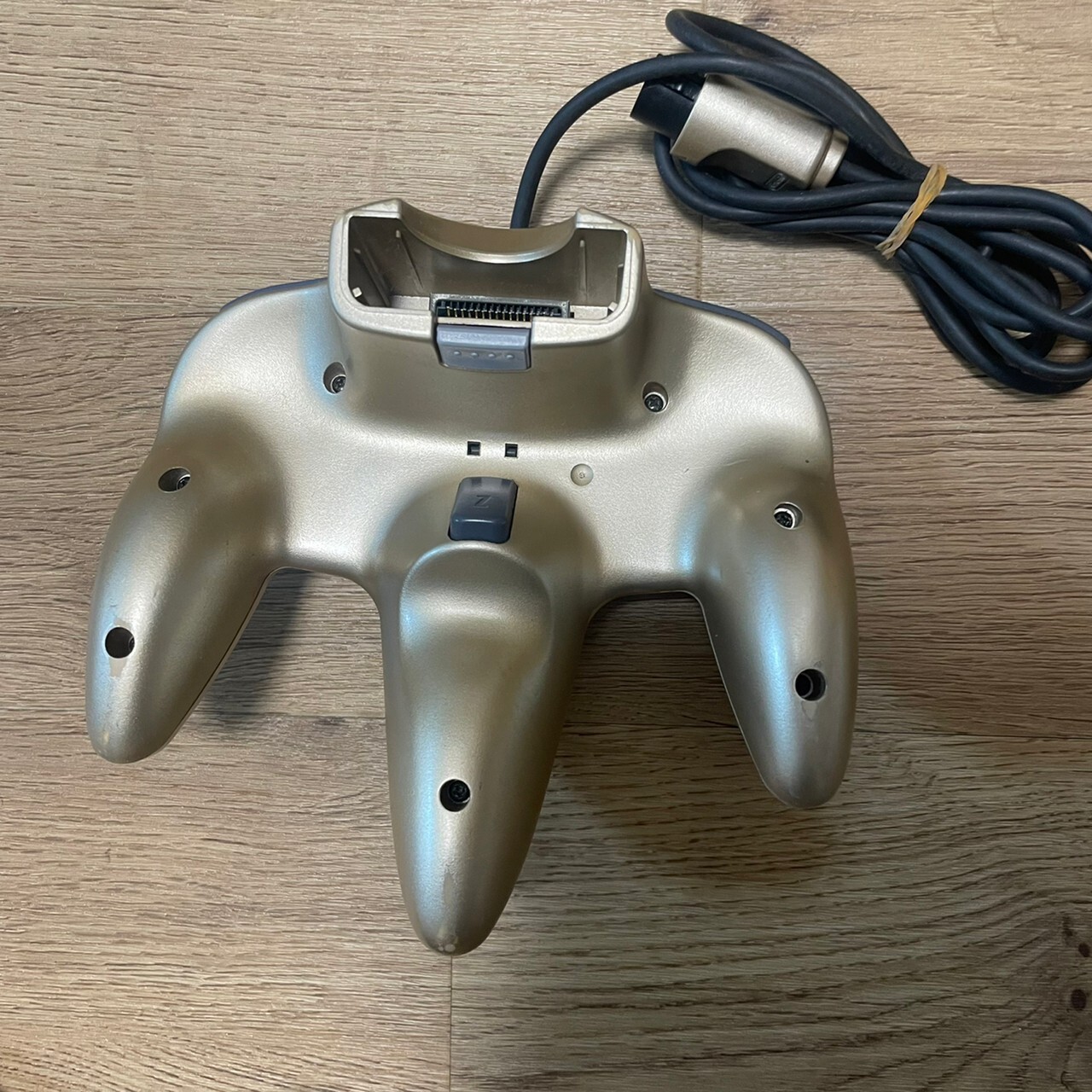 Nintendo 64 N64 Original controller Gold Official Very good condition