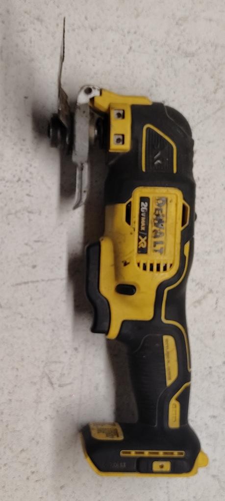 DEWALT MULTI-TOOL DCS355 (P31022413)