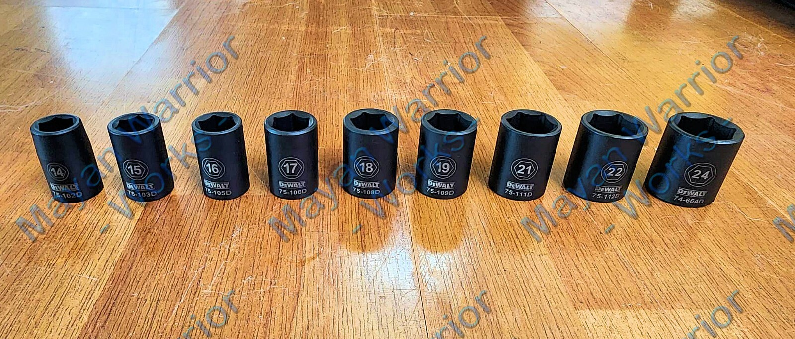 DEWALT Black 20 PC 1/2 Drive Impact Tools Socket Set with socket rail holder